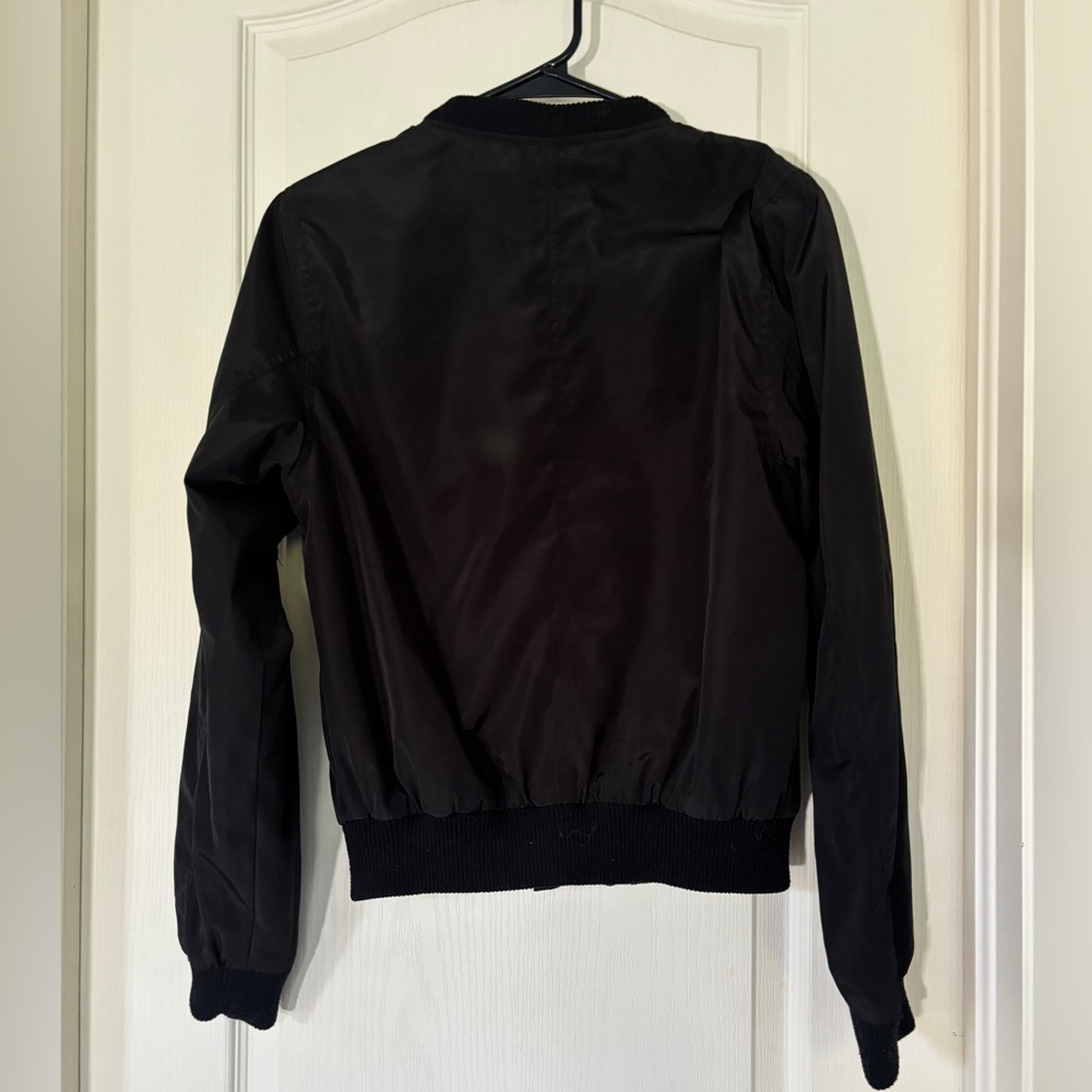 Love Tree Black Bomber Jacket Women’s Medium Orange Lining MA-1 Style Zip Front - Picture 2 of 6